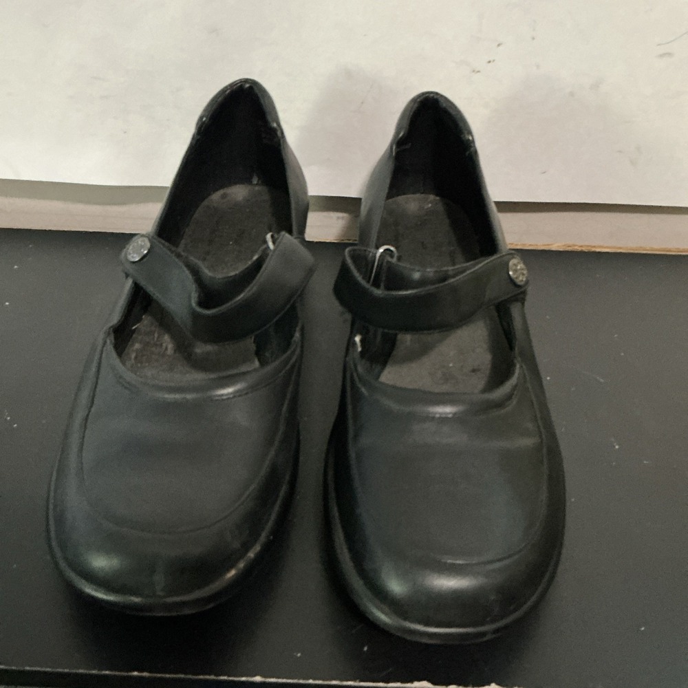 Relano Womens Size 9.5 Black Leather Mary Jane Shoes R58 No Insoles